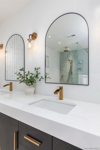 6641 Murray Park Dr, San Diego, CA 92120