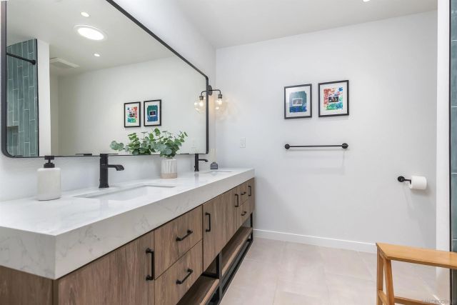 6641 Murray Park Dr, San Diego, CA 92120