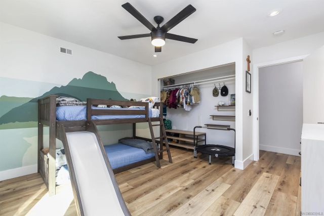 6641 Murray Park Dr, San Diego, CA 92120