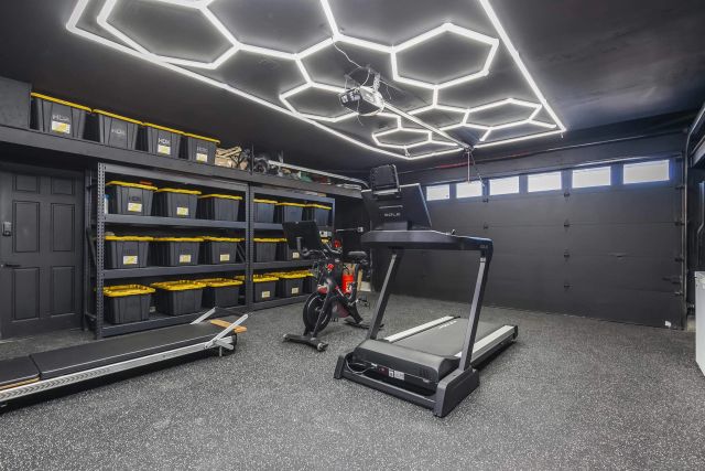 6641 Murray Park Dr, San Diego, CA 92120