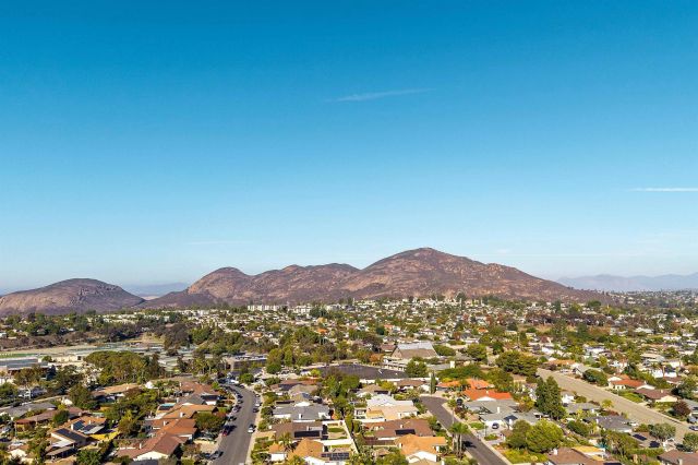 6641 Murray Park Dr, San Diego, CA 92120