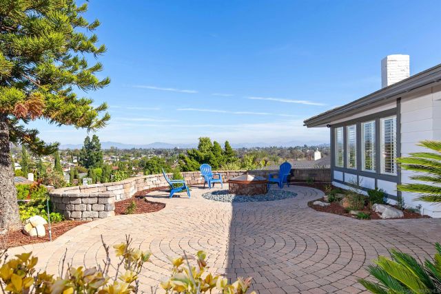 6641 Murray Park Dr, San Diego, CA 92120