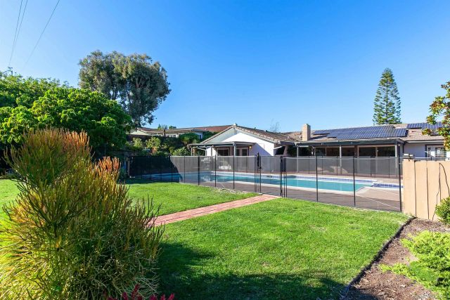 6641 Murray Park Dr, San Diego, CA 92120