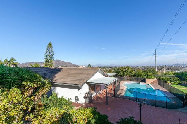 6641 Murray Park Dr, San Diego, CA 92120