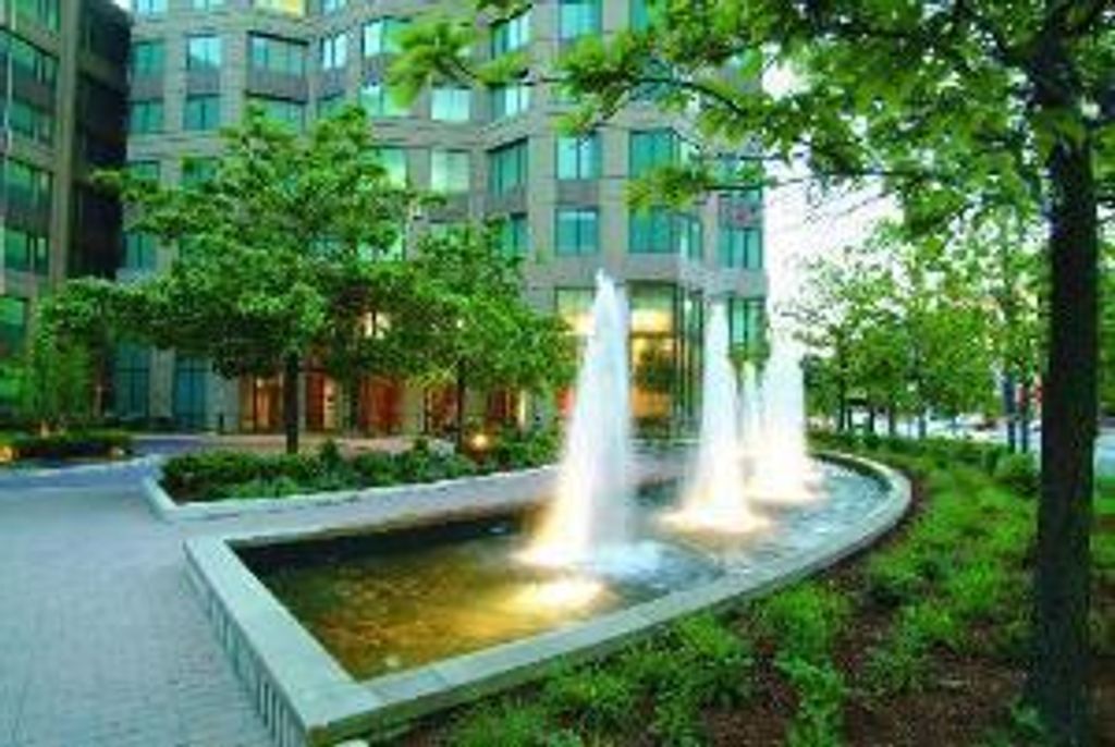 400 N LaSalle Boulevard 3203, Chicago, IL 60654