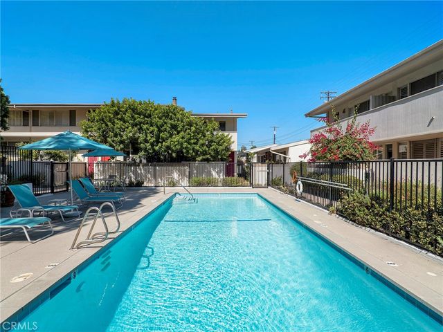 4414 W Kling Street, Burbank, CA 91505