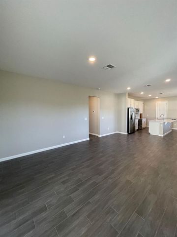 824 BLUE CREEK DRIVE, Haines City, FL 33844
