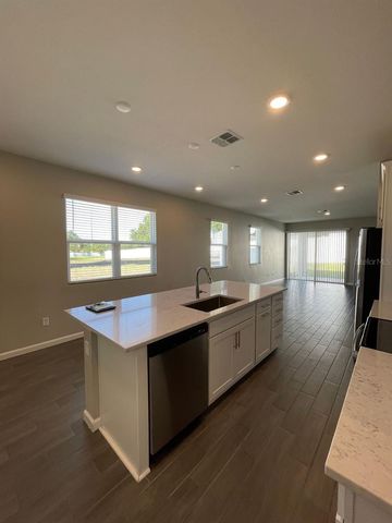 824 BLUE CREEK DRIVE, Haines City, FL 33844