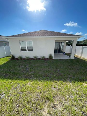 824 BLUE CREEK DRIVE, Haines City, FL 33844