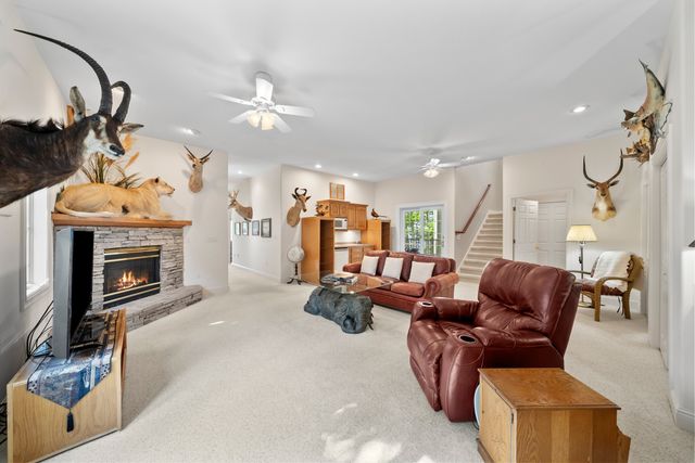 43 Markham Ter, Crossville, TN 38558