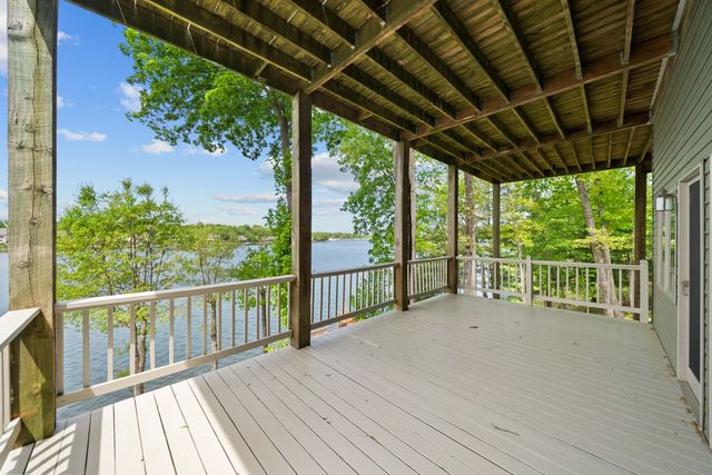 43 Markham Ter, Crossville, TN 38558
