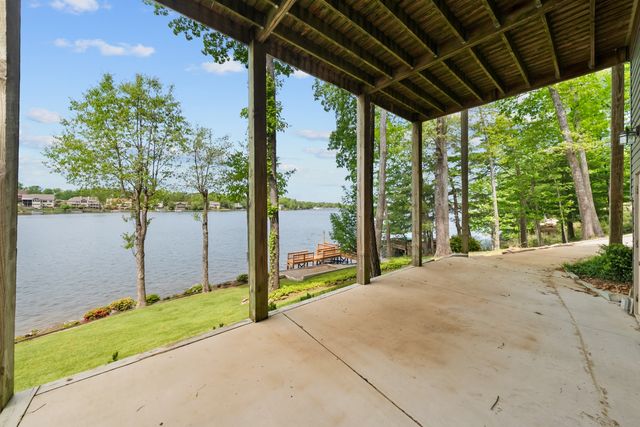 43 Markham Ter, Crossville, TN 38558
