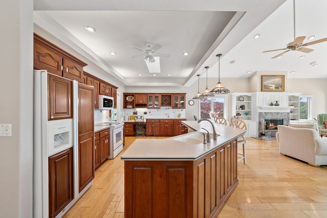 43 Markham Ter, Crossville, TN 38558