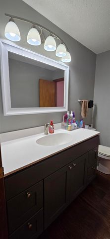 604 Hildreth Street, Charles City, IA 50616
