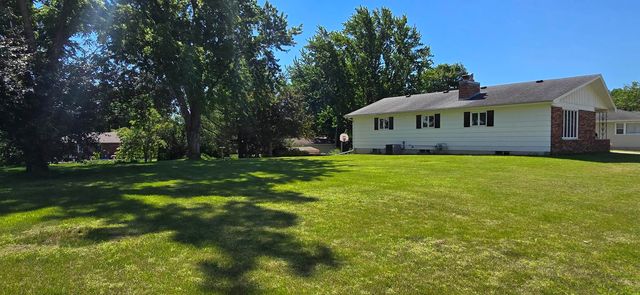 604 Hildreth Street, Charles City, IA 50616