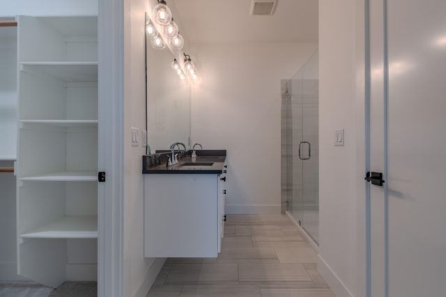 210 Bogey Lane, Eagle Point, OR 97524