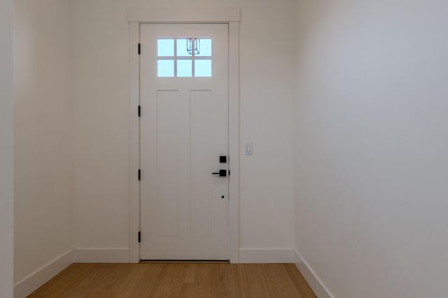 210 Bogey Lane, Eagle Point, OR 97524