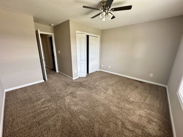 855 Tracy Ln Apt 1B, Clarksville, TN 37040