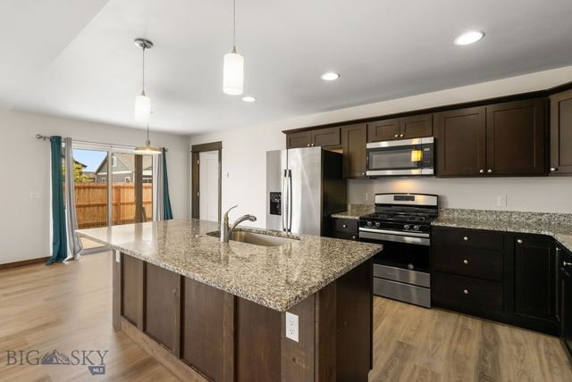 1514 Oakwood, Belgrade, MT 59714
