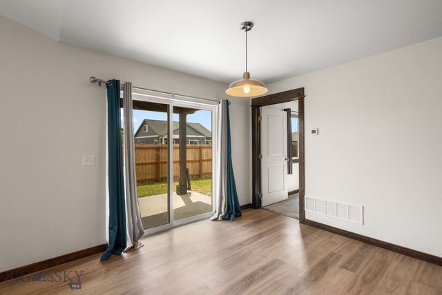 1514 Oakwood, Belgrade, MT 59714