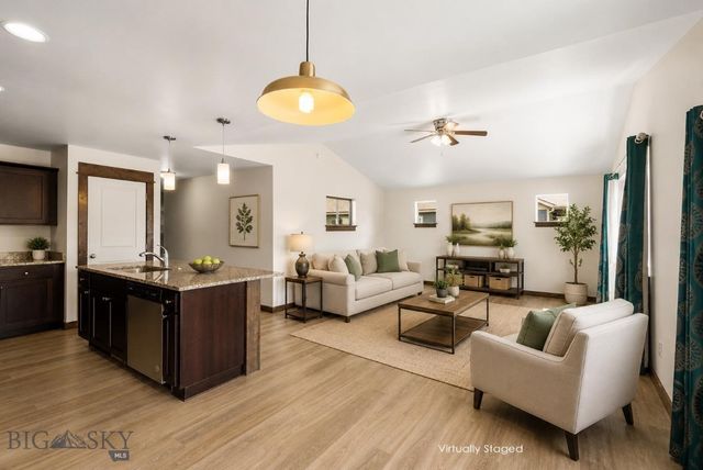 1514 Oakwood, Belgrade, MT 59714