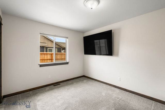 1514 Oakwood, Belgrade, MT 59714