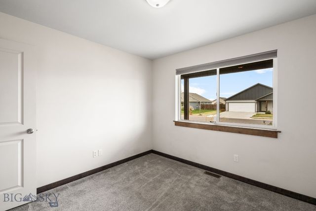 1514 Oakwood, Belgrade, MT 59714