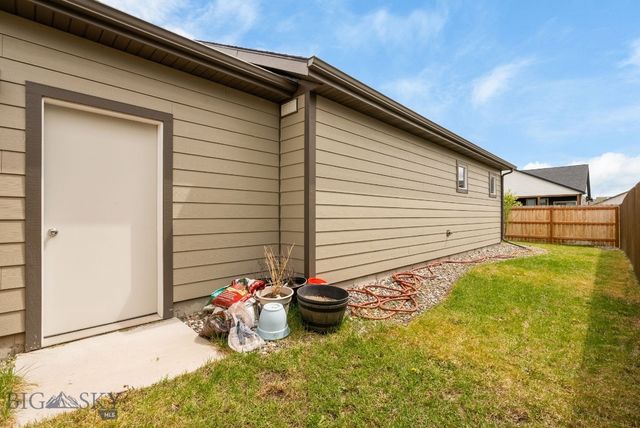 1514 Oakwood, Belgrade, MT 59714