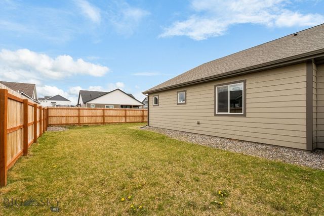 1514 Oakwood, Belgrade, MT 59714