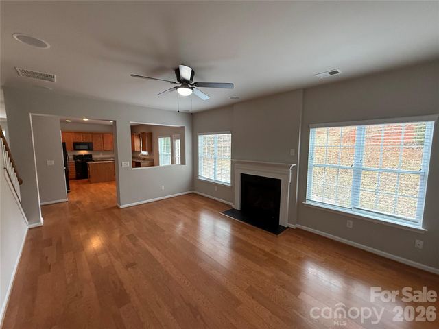 3338 Crutchfield Place, Charlotte, NC 28213