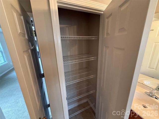 3338 Crutchfield Place, Charlotte, NC 28213