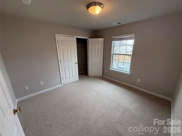 3338 Crutchfield Place, Charlotte, NC 28213