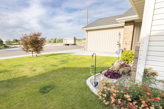 357 Oriole Ave, Twin Falls, ID 83301