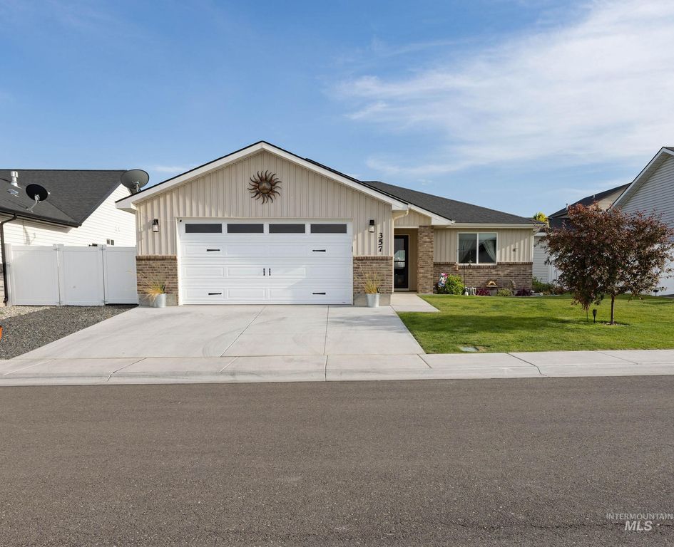 357 Oriole Ave, Twin Falls, ID 83301
