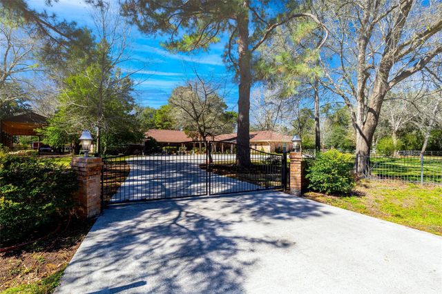 18926 Wildrose Lane, Tomball, TX 77377