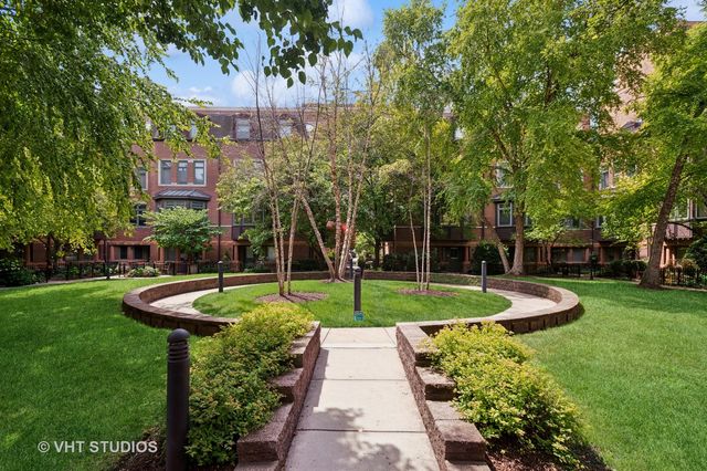 1351 W Altgeld Street 4C, Chicago, IL 60614