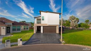 2431 Summer Breeze Avenue, Mission, TX 78572