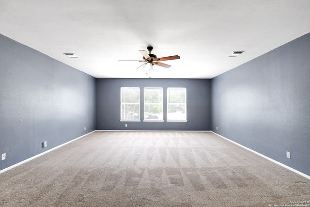 13211 Lost Lake Dr, San Antonio, TX 78249