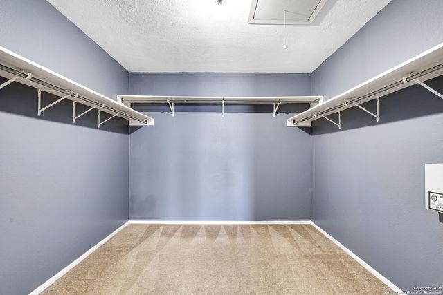 13211 Lost Lake Dr, San Antonio, TX 78249