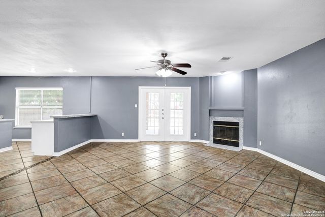 13211 Lost Lake Dr, San Antonio, TX 78249