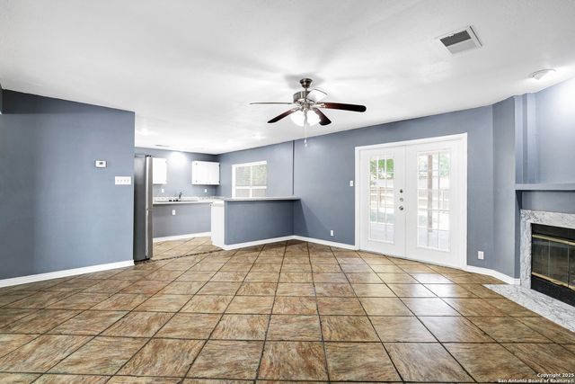 13211 Lost Lake Dr, San Antonio, TX 78249