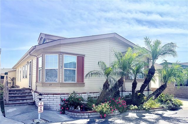 10681 Oak Street 27, Los Alamitos, CA 90720