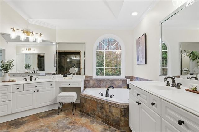 3883 Greensward NW View, Kennesaw, GA 30144