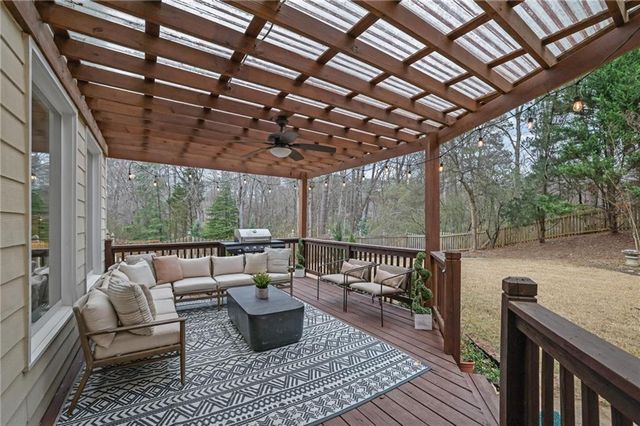 3883 Greensward NW View, Kennesaw, GA 30144