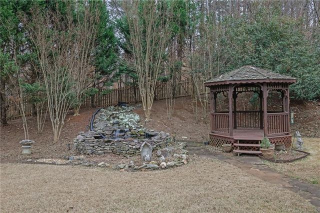 3883 Greensward NW View, Kennesaw, GA 30144