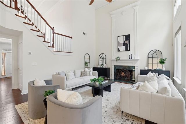 3883 Greensward NW View, Kennesaw, GA 30144