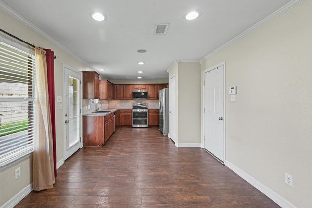 9411 Sagehampton Court, Spring, TX 77379