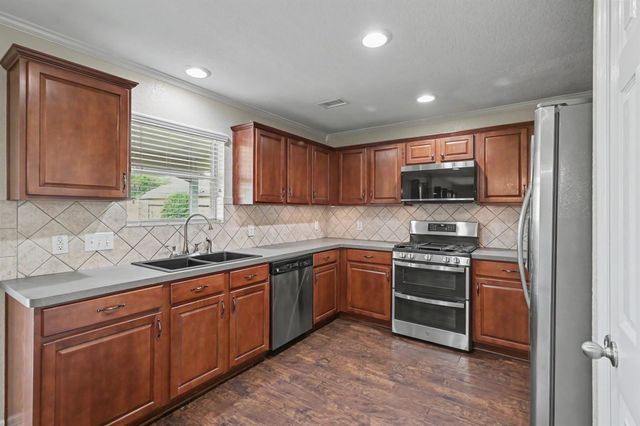 9411 Sagehampton Court, Spring, TX 77379