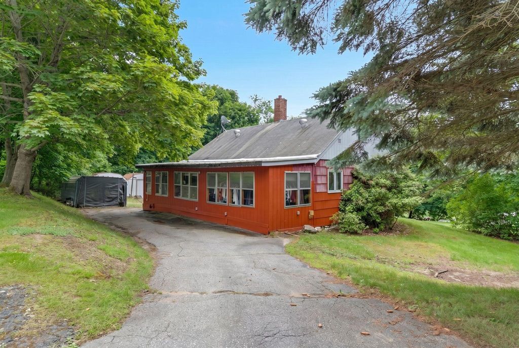 5 Nob Hill Avenue, Lewiston, ME 04240 — exterior