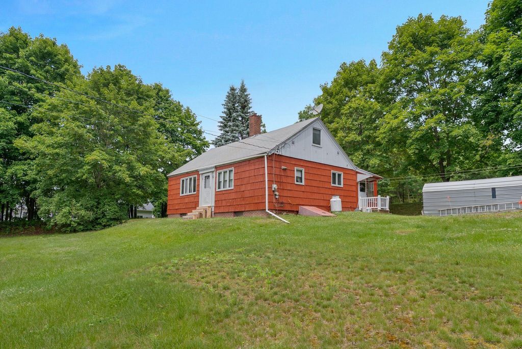 5 Nob Hill Avenue, Lewiston, ME 04240 — photo 4